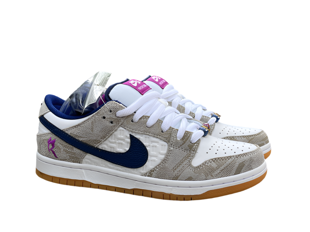 Rayssa Leal x Nike Dunk SB Pure Platinumand Vivid Purple