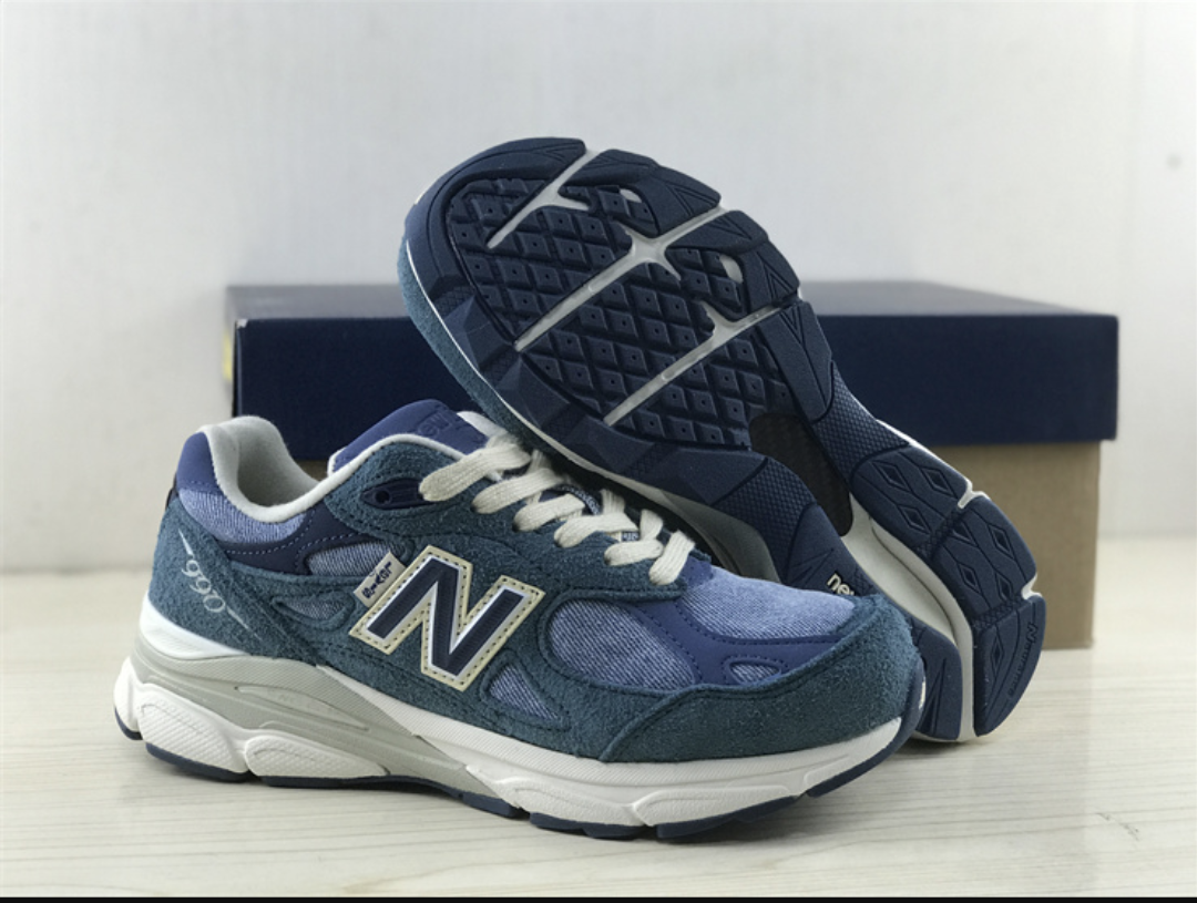 New Balance 990v3 Denim