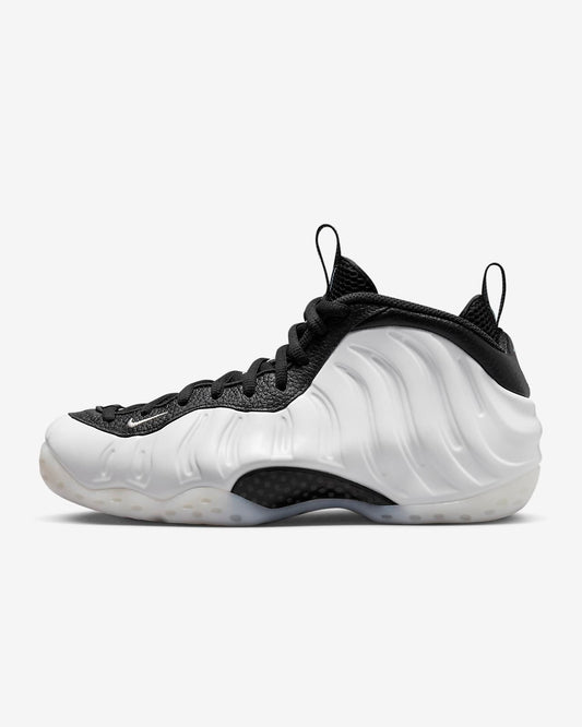 White Nike Air Foamposite One