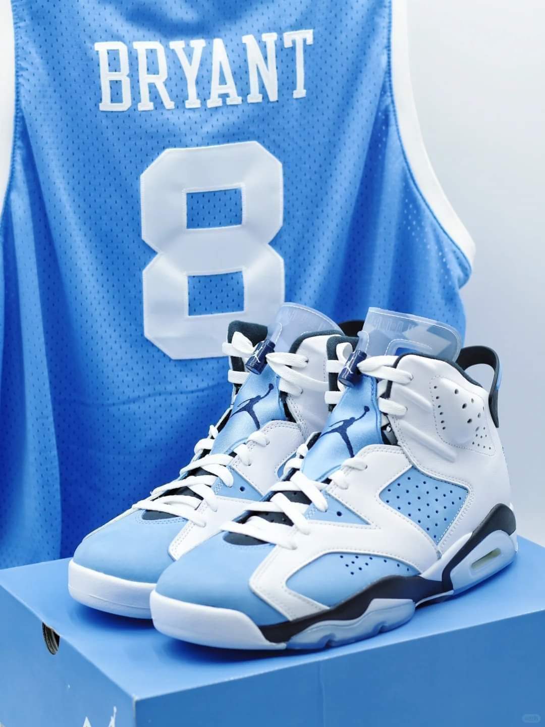 Jordan 6 Retro UNC White